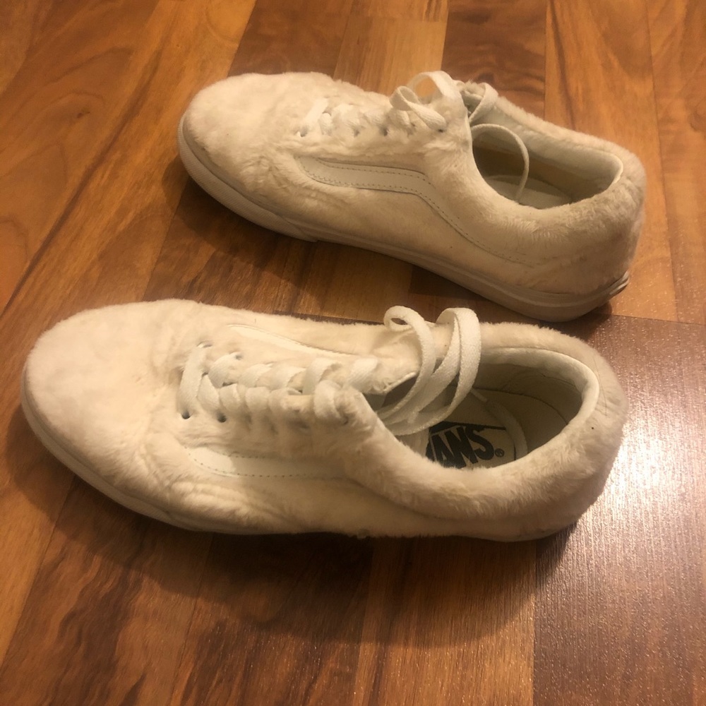 Plushy Vans (so soft!) size 7 style “Old Skool”